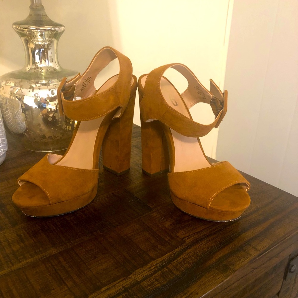 Mix No 6 suede pumps